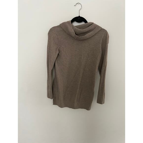 Loft Sweater *XS* - Picture 2 of 3